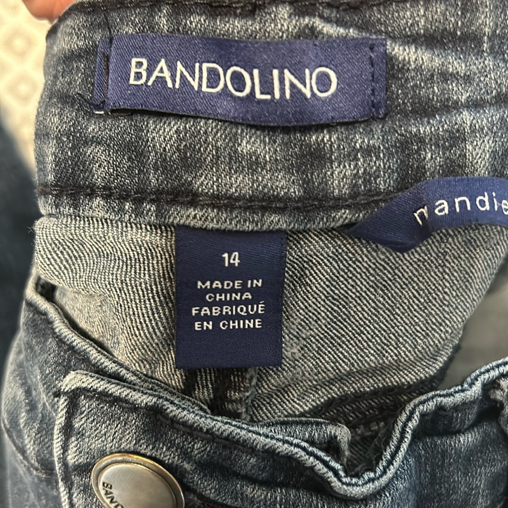 Bandolino Mandie jeans - comfy jeans! - Picture 2 of 6